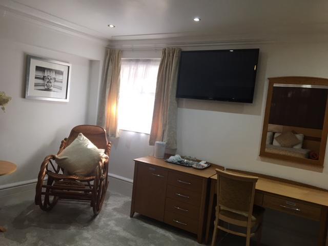 Harefield Manor Hotel Ромфорд Экстерьер фото